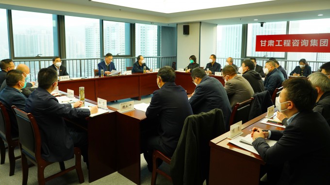 馬明在復工復產穩(wěn)增長調度會上強調：以等不起慢不得的緊迫感做實做細復工復產，以謀得實干得好的責任感統(tǒng)籌部署年底沖刺和明年重點工作