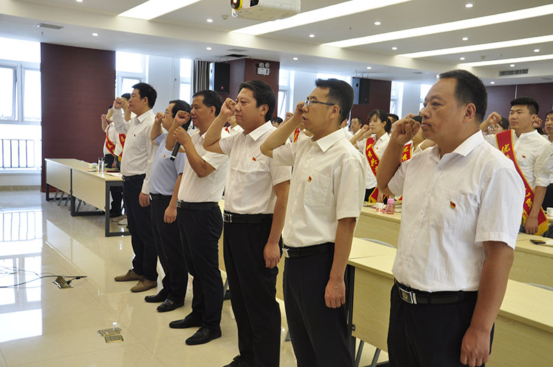 J:集團網(wǎng)站模塊黨群建設(shè)職工風(fēng)采_0_4_2.jpg